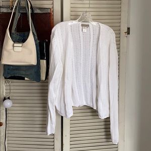 White knit sweater